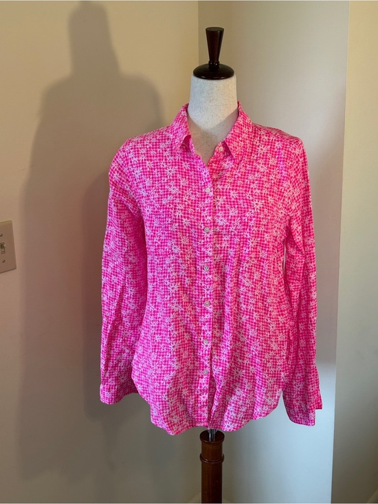 Lilly Pulitzer Tops - Lilly Pulitzer Bright Pink Printed Button-Down Women's Shirt